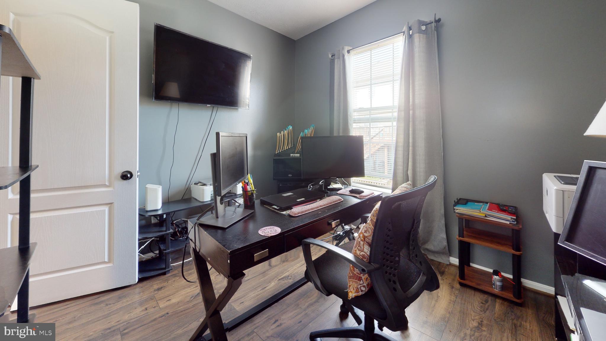 SOUTH HAMPTON SUB - Residential