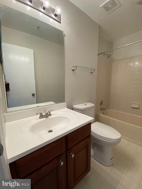 STONEGATE AT PATAPSCO - Residential Lease