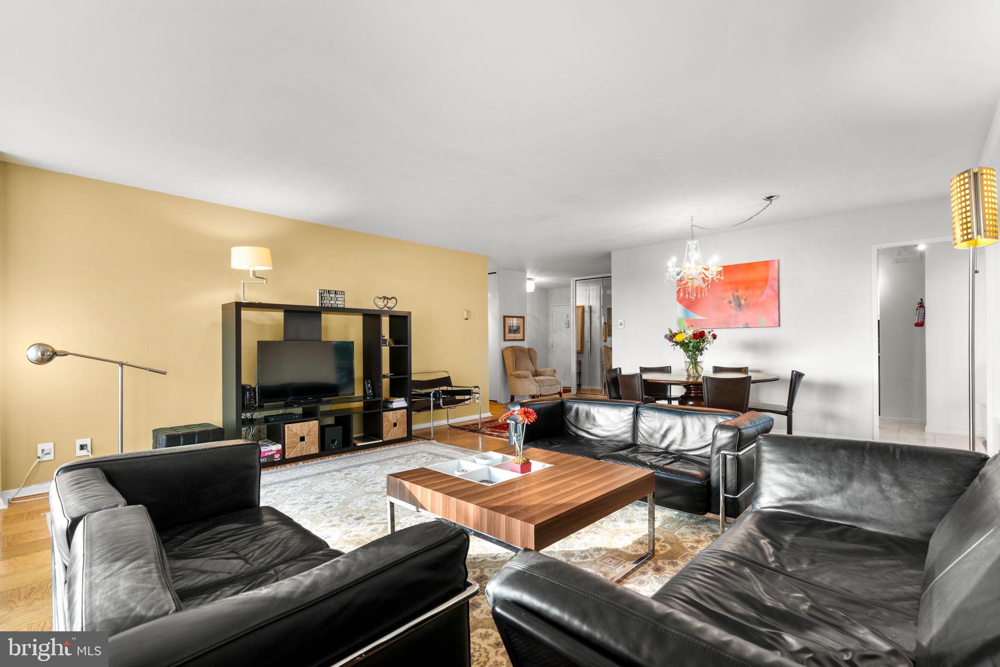 1435 4TH STREET SW B211