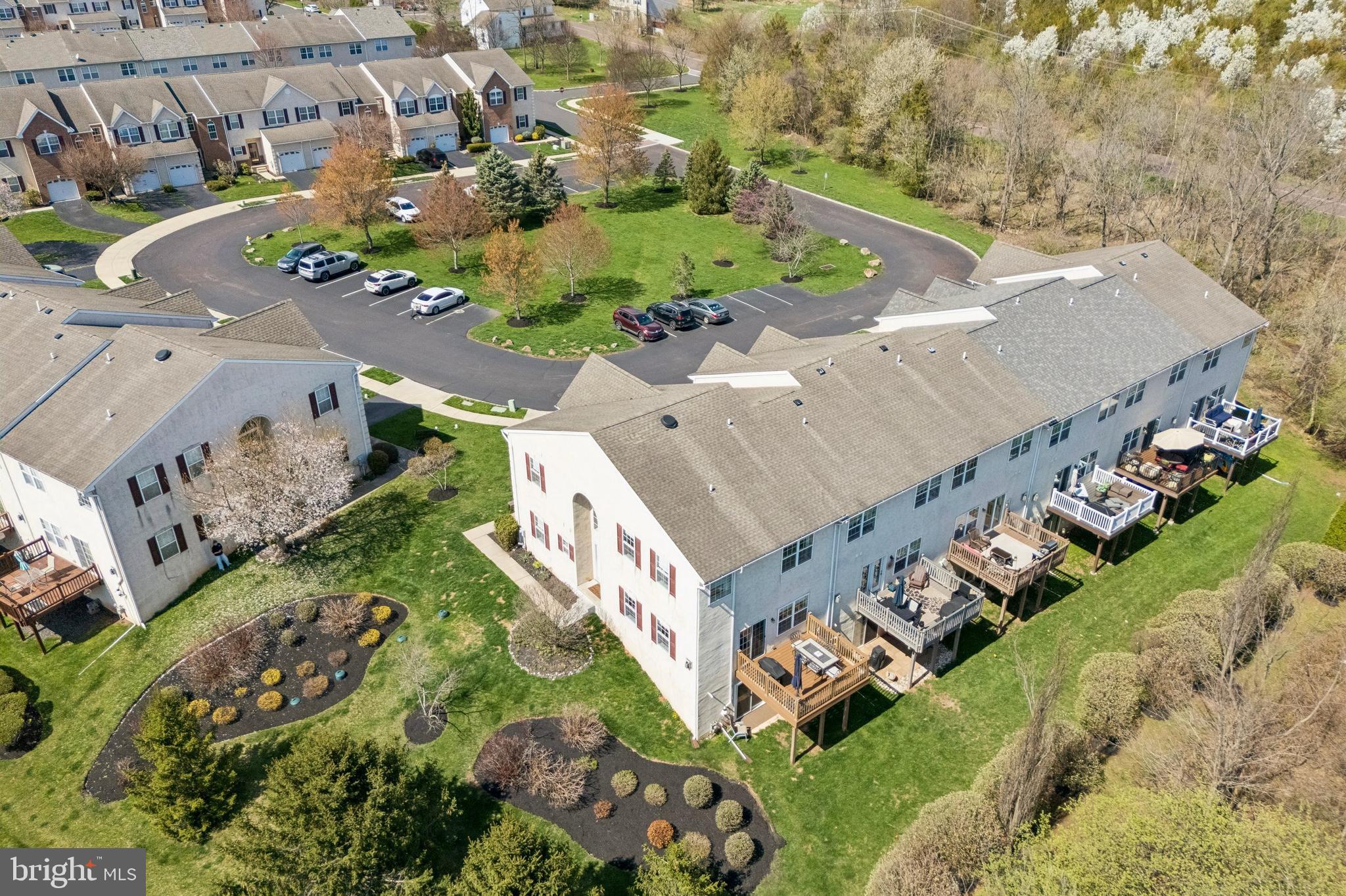 MONROE COURT - Residential