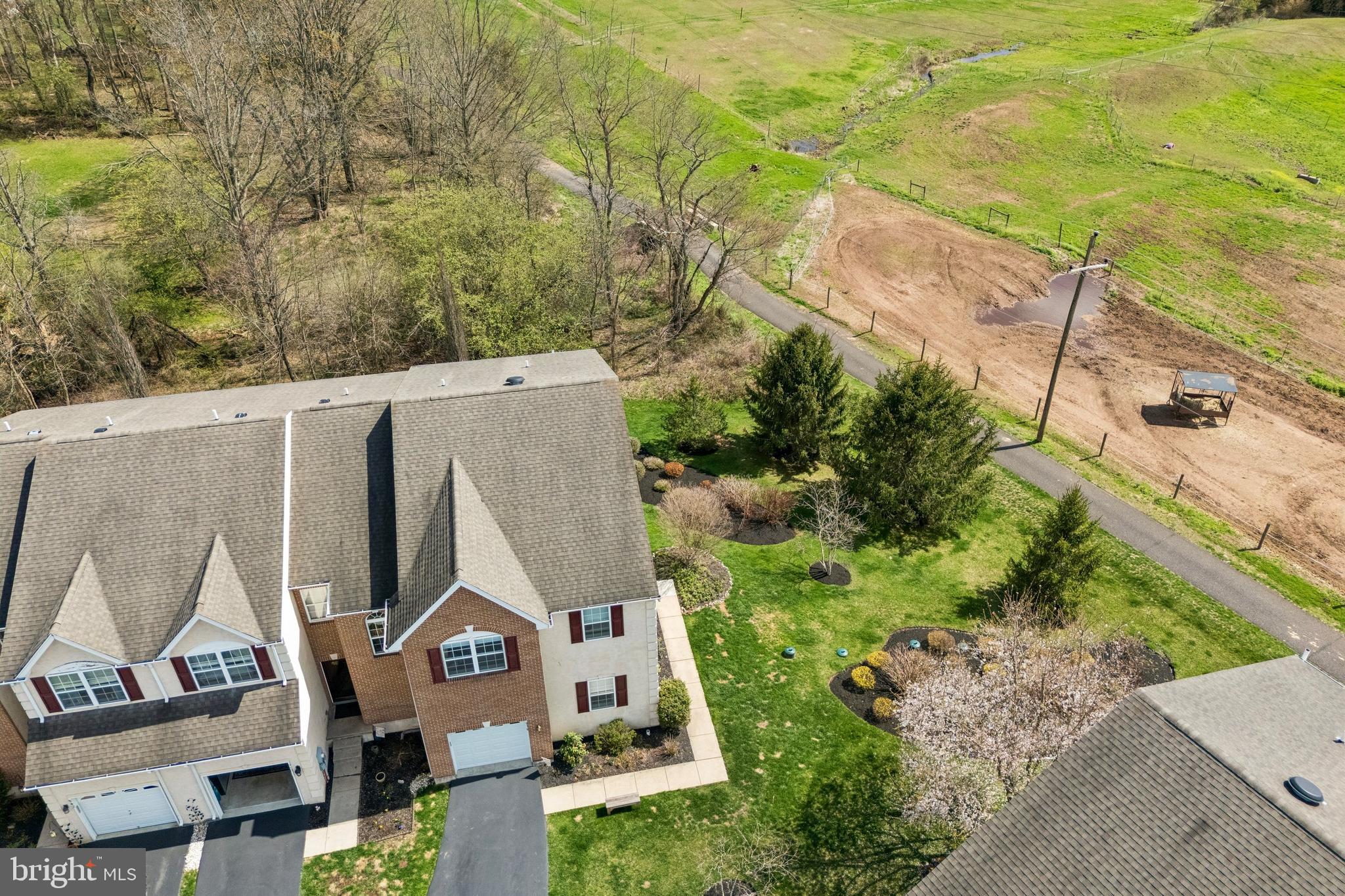 MONROE COURT - Residential