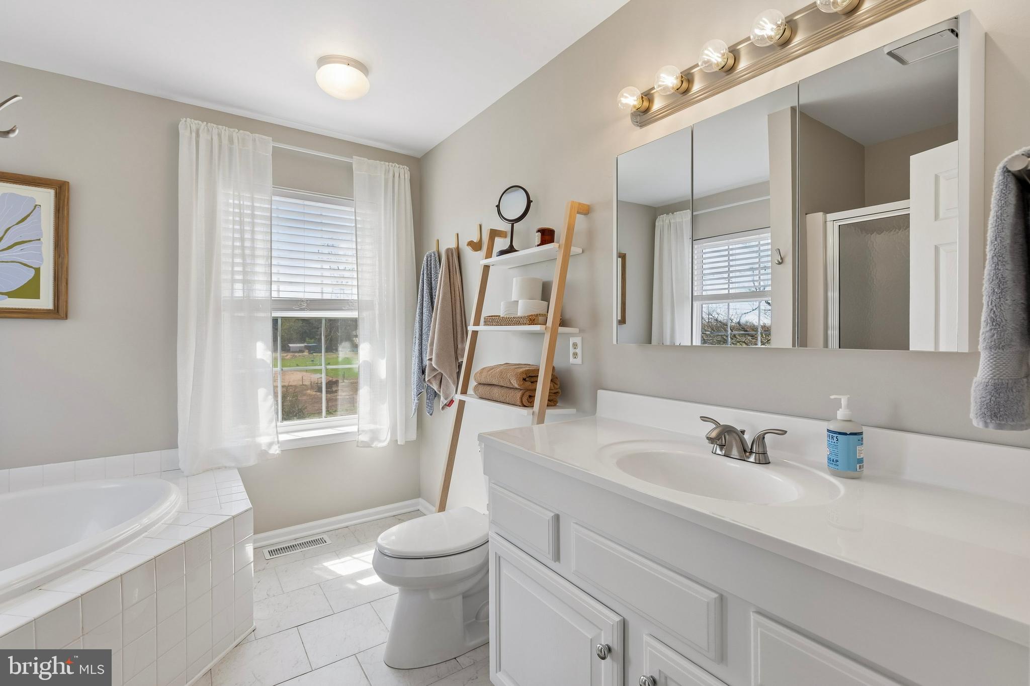 MONROE COURT - Residential