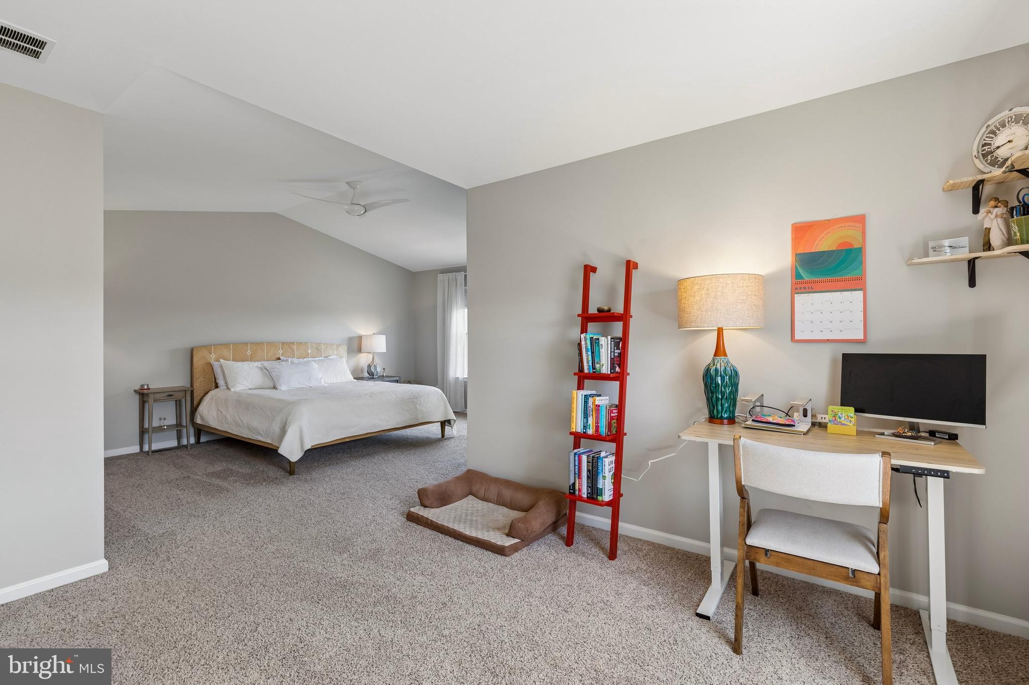 MONROE COURT - Residential