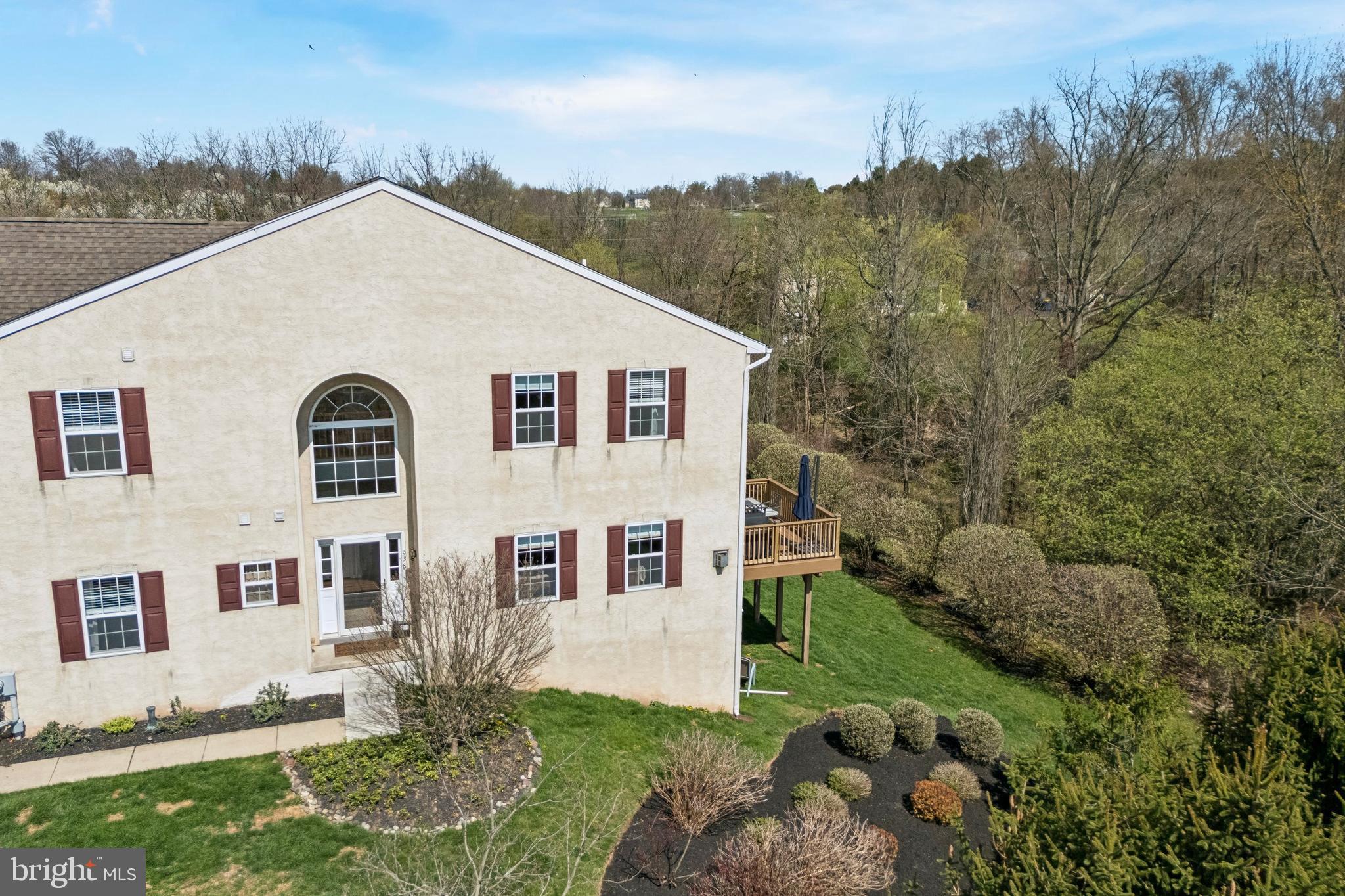 MONROE COURT - Residential