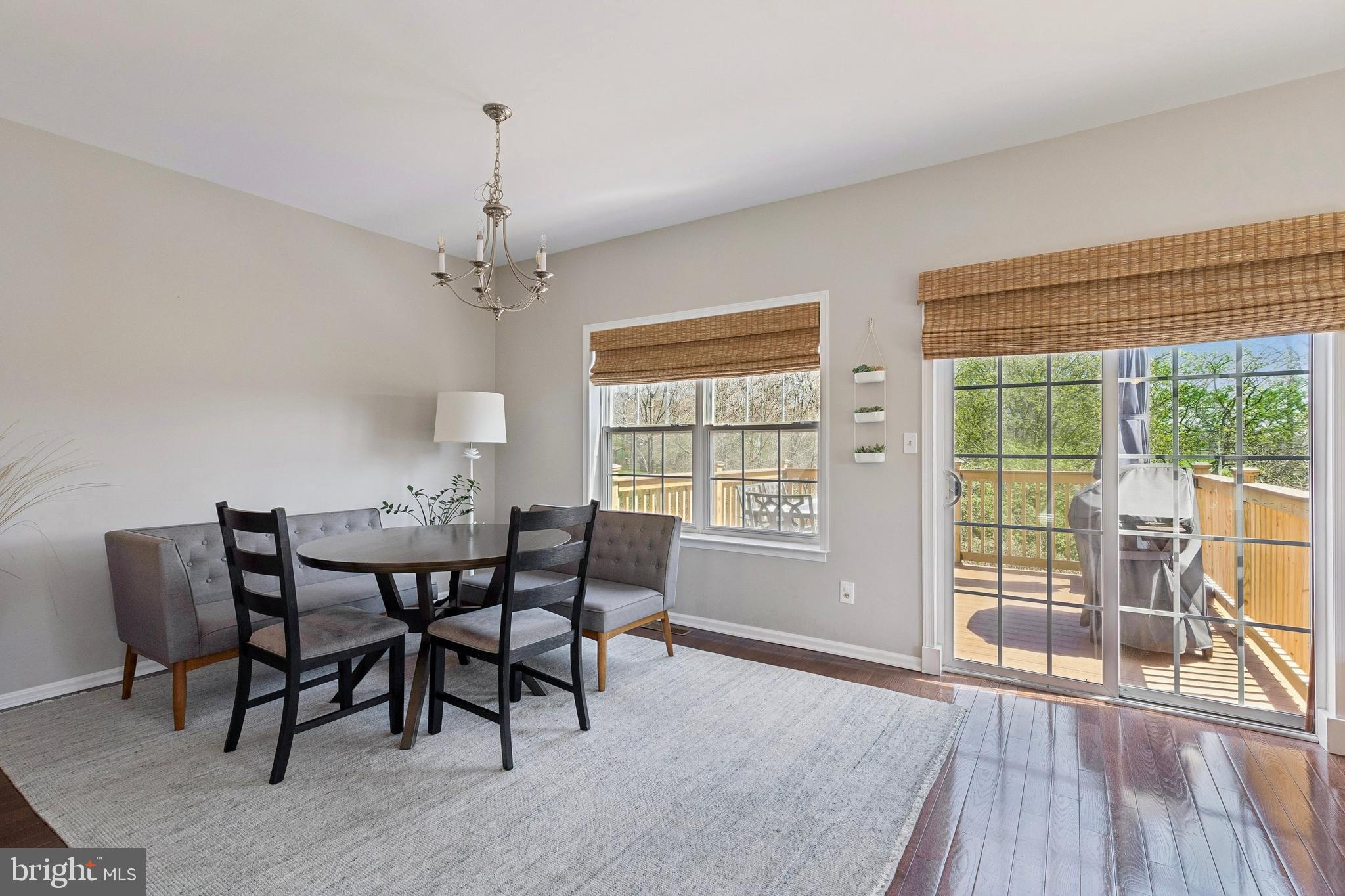 MONROE COURT - Residential