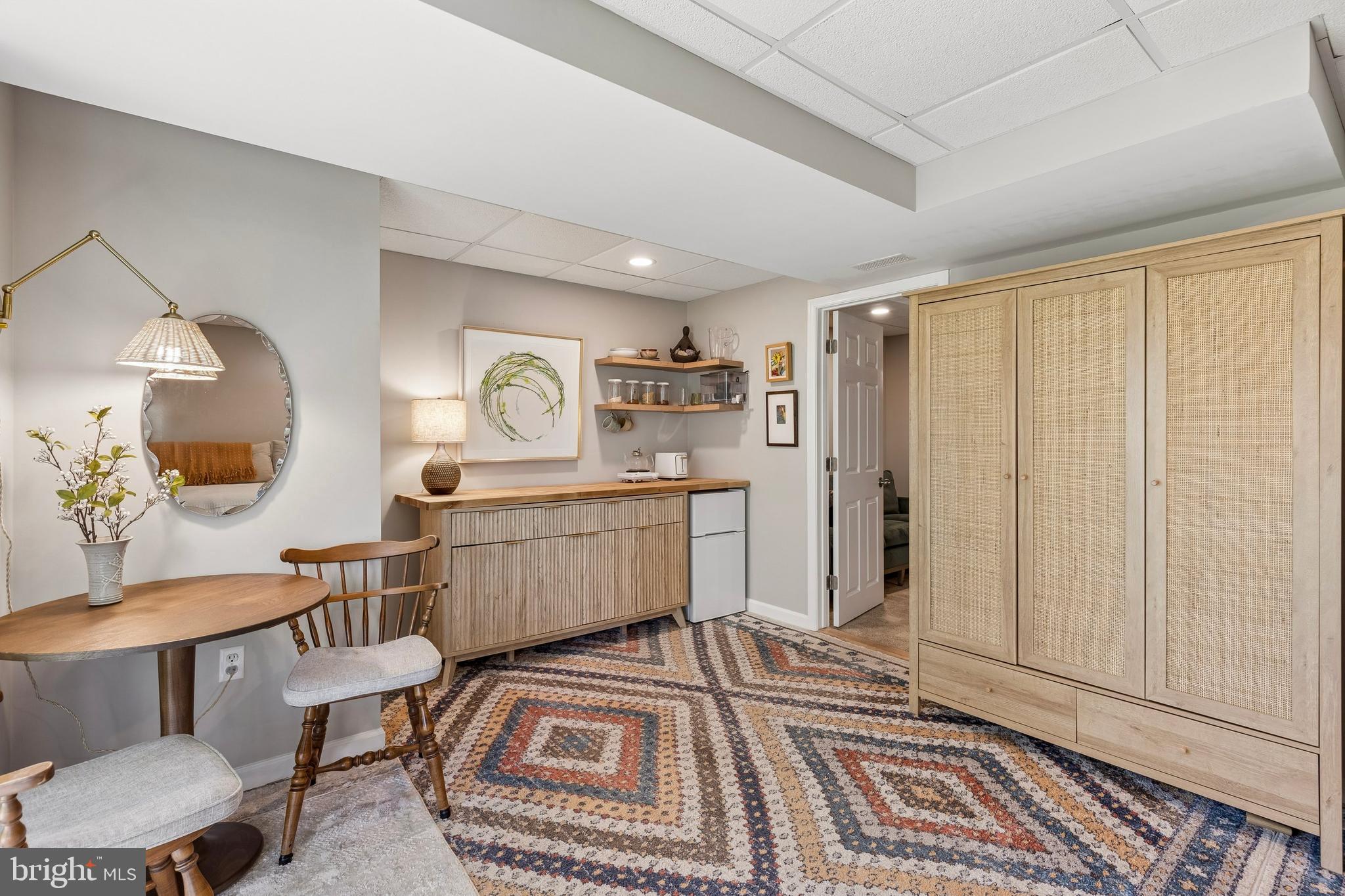 MONROE COURT - Residential