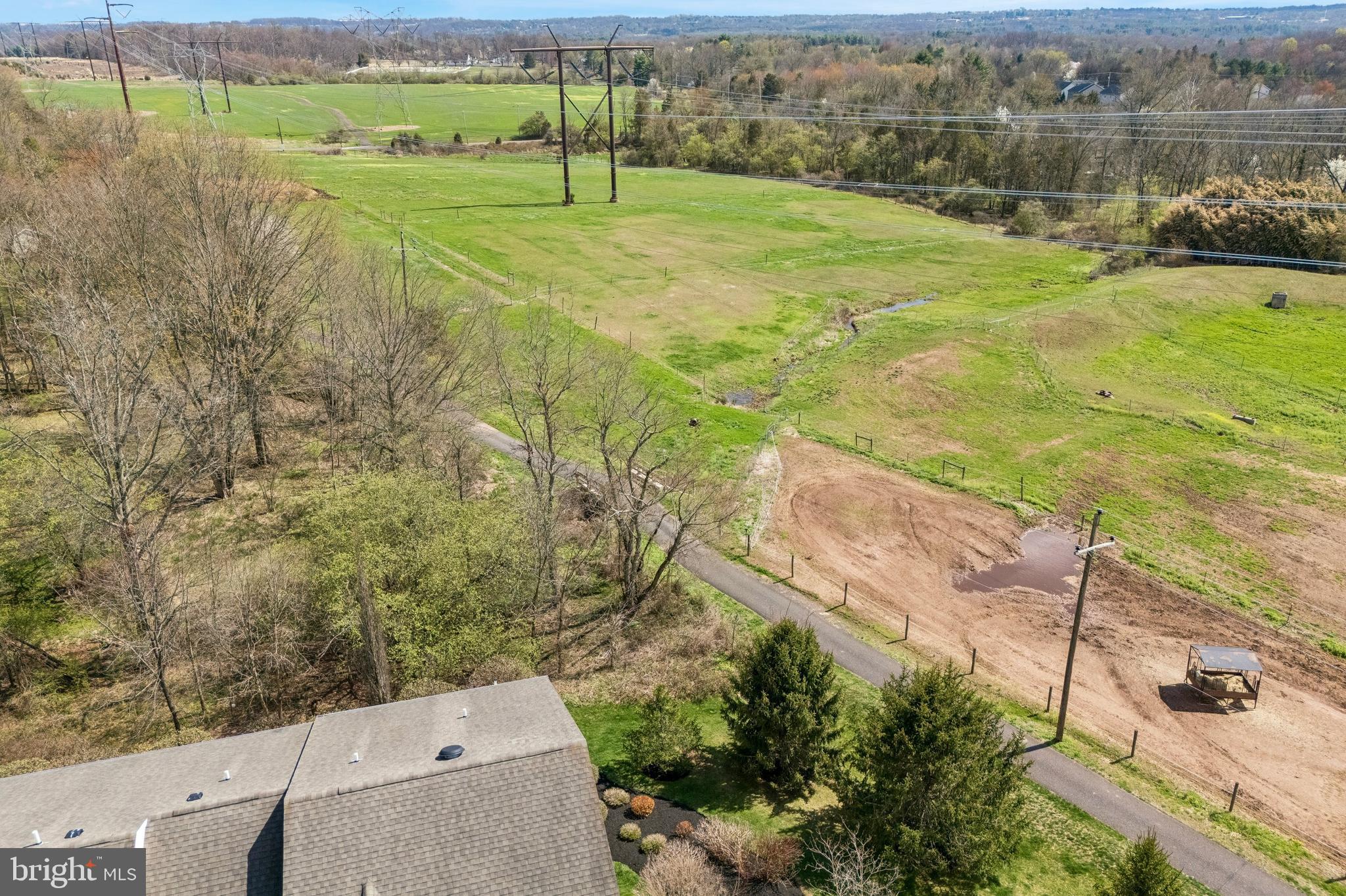 MONROE COURT - Residential