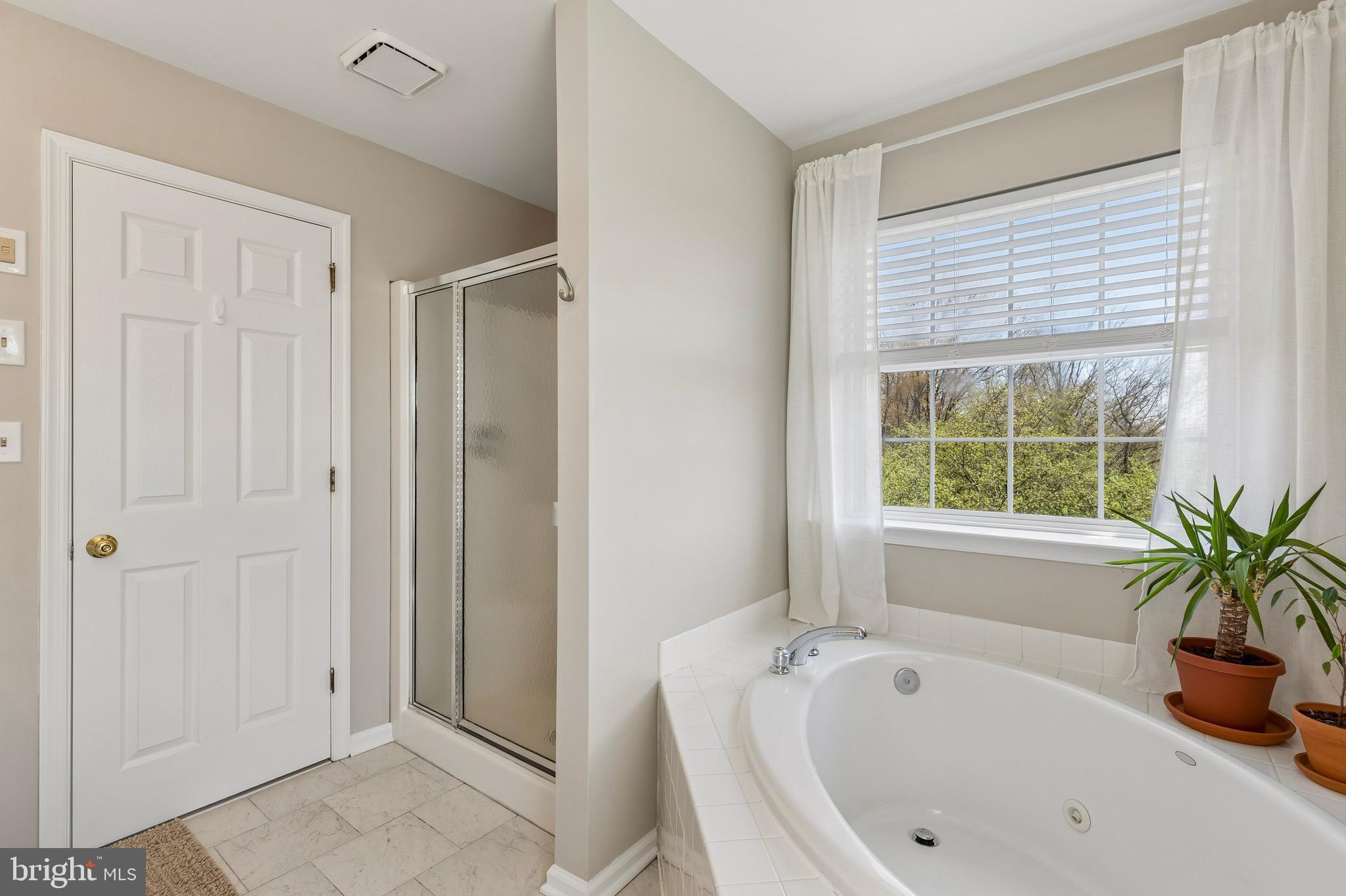 MONROE COURT - Residential