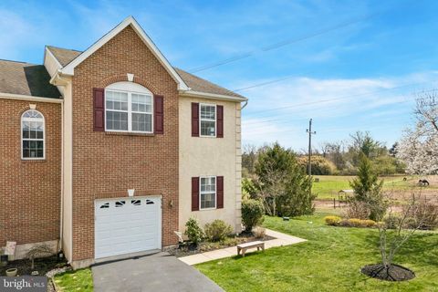 Photo of 938 Cholet Drive, COLLEGEVILLE, PA 19426 (MLS # PAMC2174528)