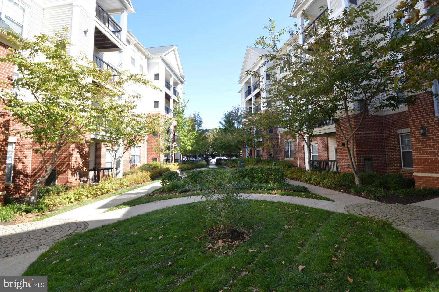 FAIRFAX RIDGE - Residential Lease