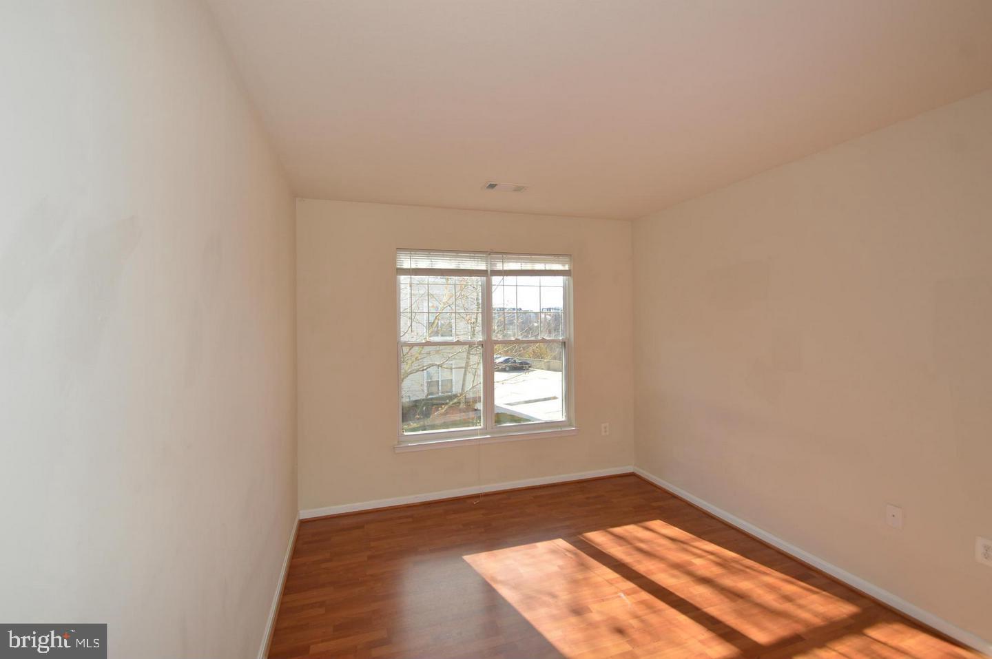 FAIRFAX RIDGE - Residential Lease