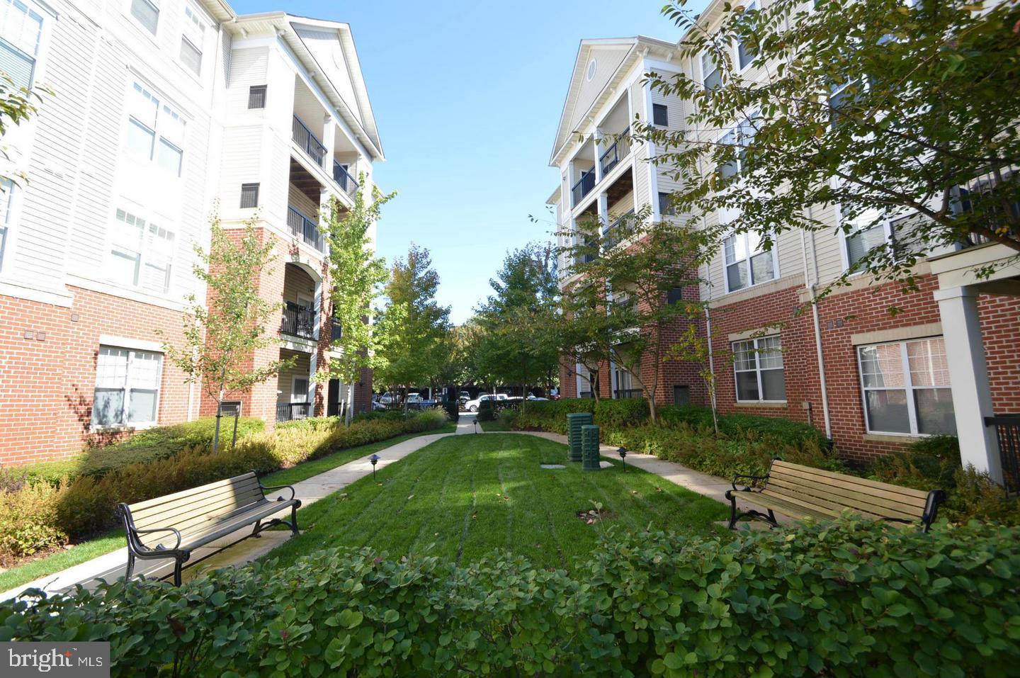 FAIRFAX RIDGE - Residential Lease