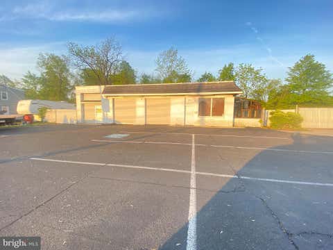 Photo of 331 W County Line Road, HATBORO, PA 19040 (MLS # PAMC2191770)