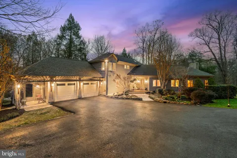 7514A Evans Ford Road, Clifton, VA MLS: VAFX2226580