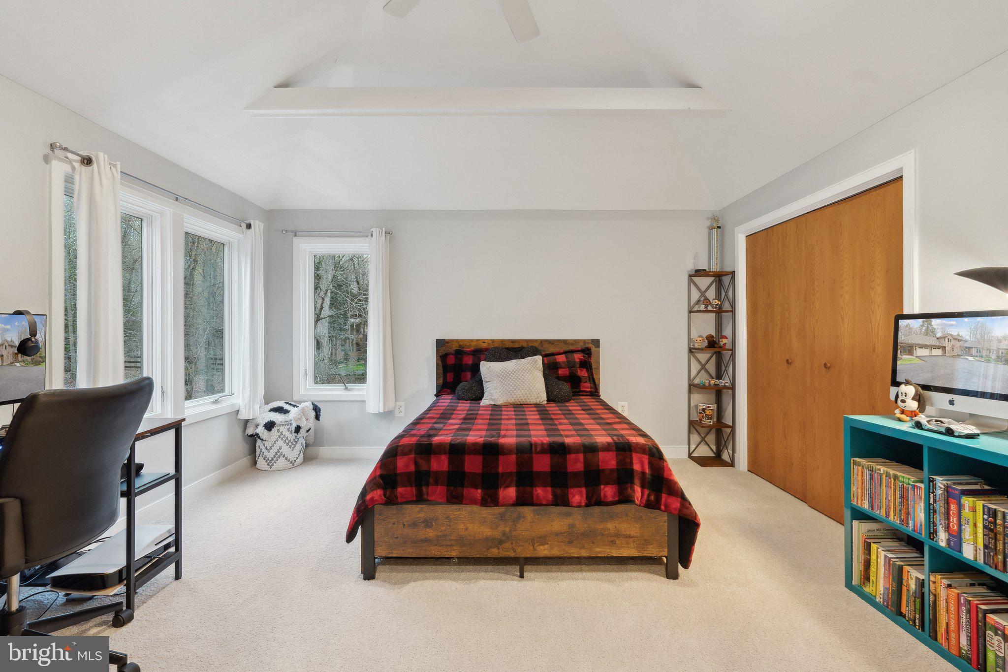 NOBLE ESTATES - Residential