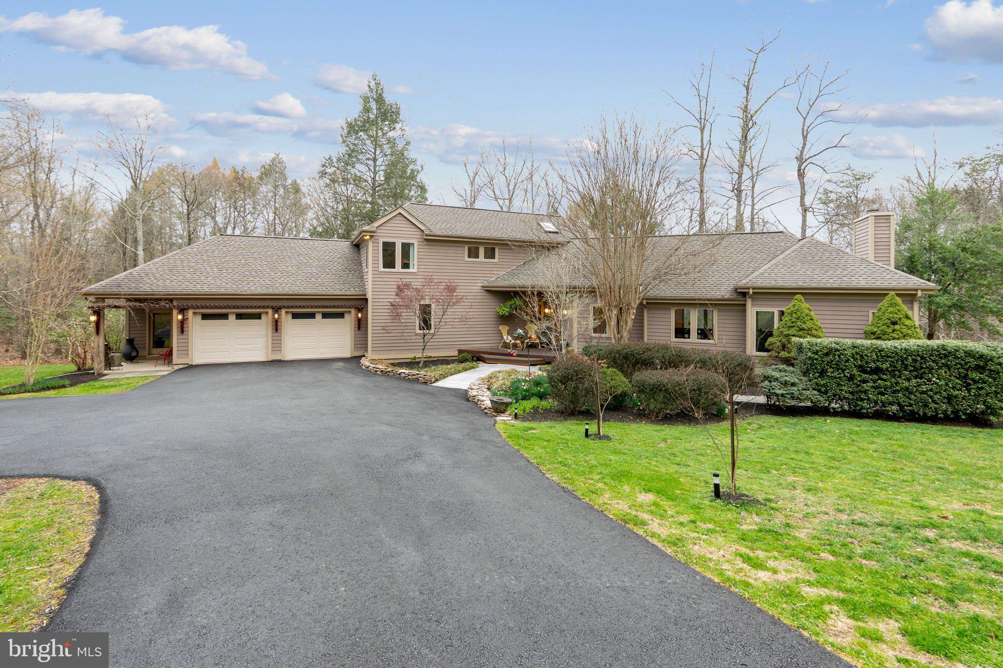 NOBLE ESTATES - Residential