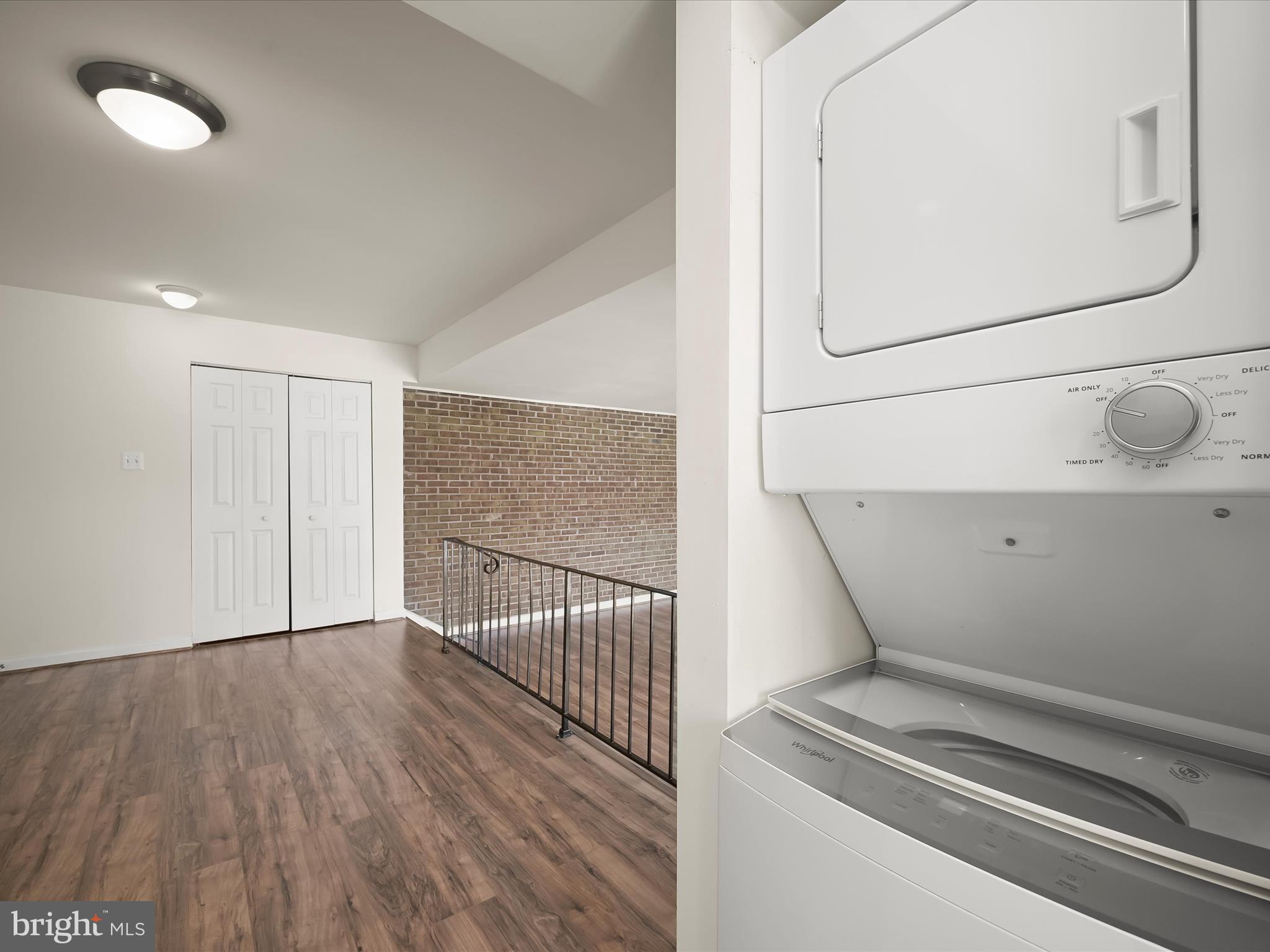 THE OASIS CONDOMINIUMS - Residential