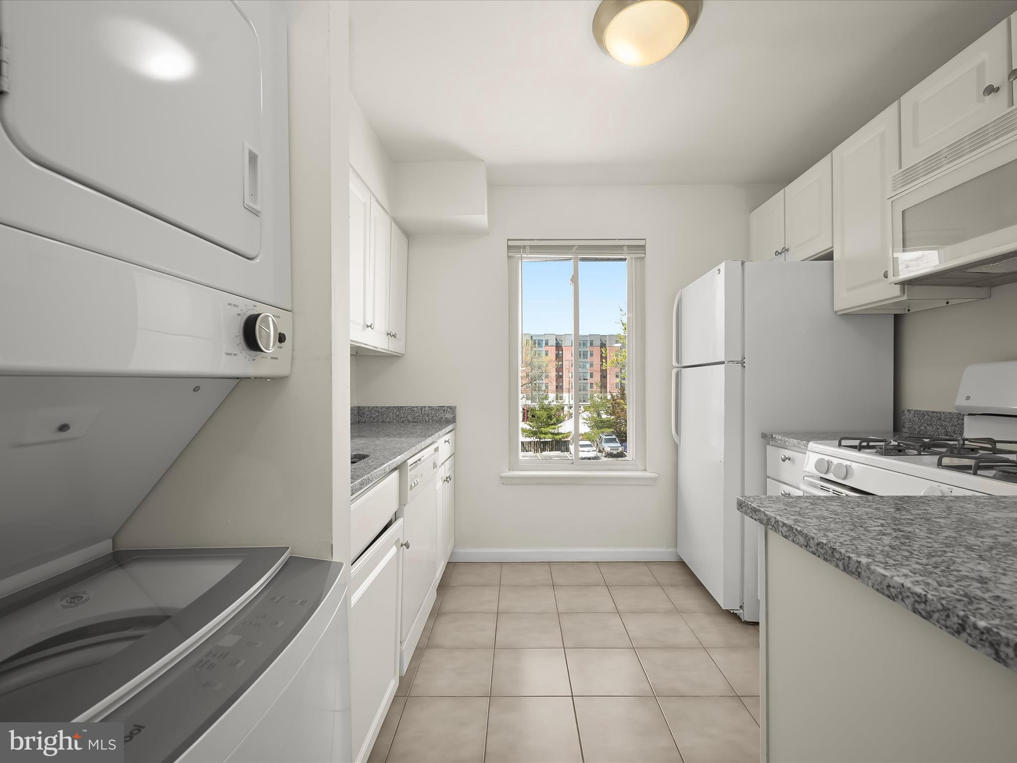 THE OASIS CONDOMINIUMS - Residential