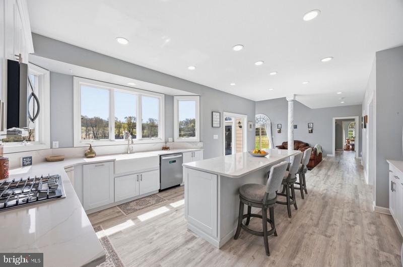 OAKMONT GREEN - Residential