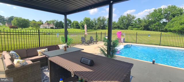 OAKMONT GREEN - Residential