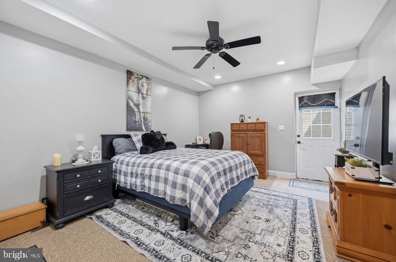 OAKMONT GREEN - Residential