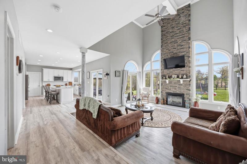 OAKMONT GREEN - Residential