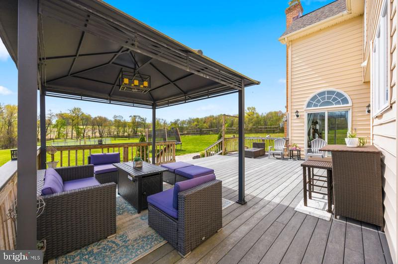 OAKMONT GREEN - Residential