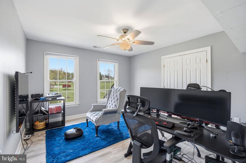 OAKMONT GREEN - Residential