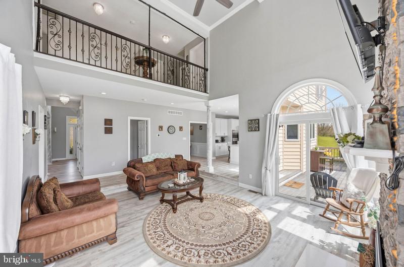 OAKMONT GREEN - Residential