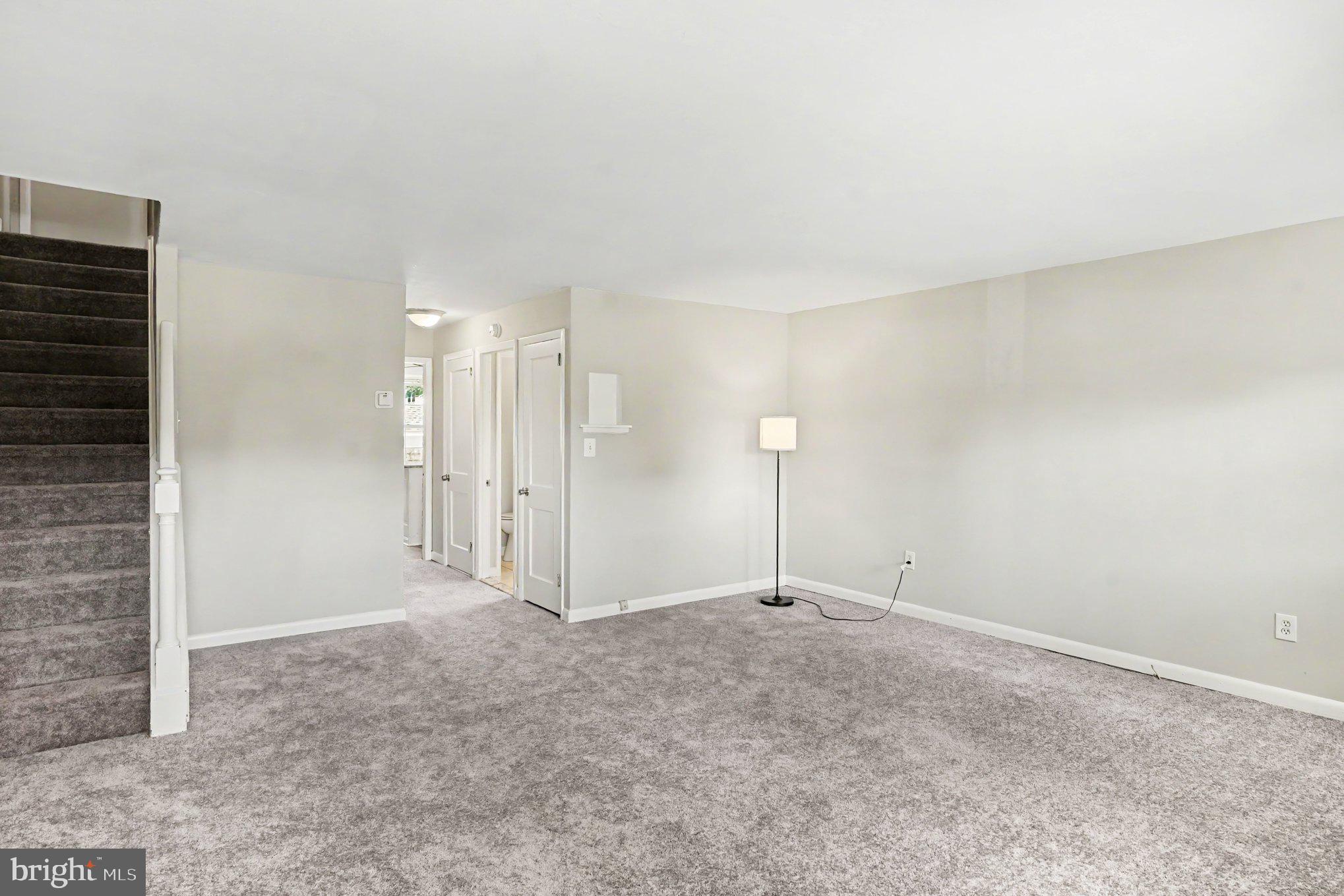 WOODLAWN - Residential