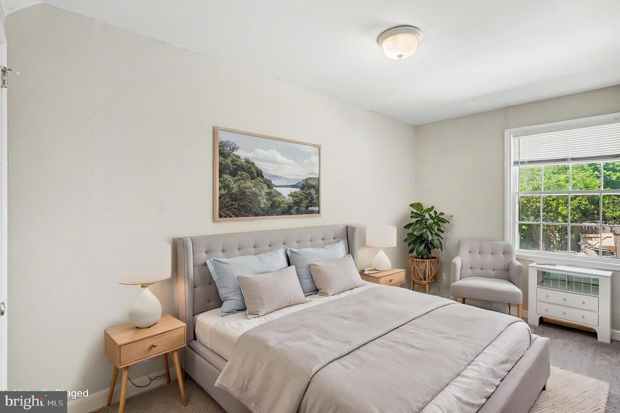 WOODLAWN - Residential