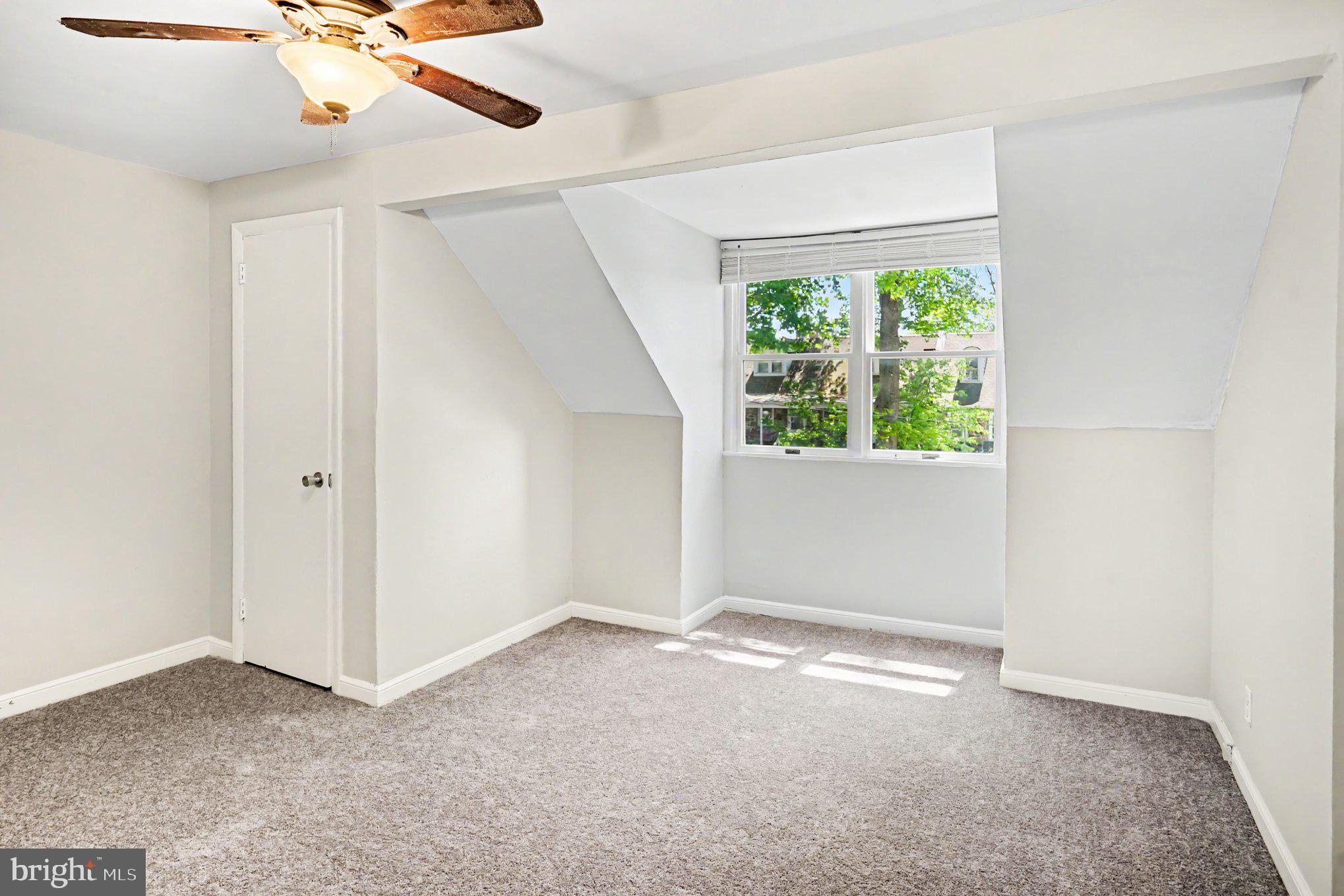 WOODLAWN - Residential