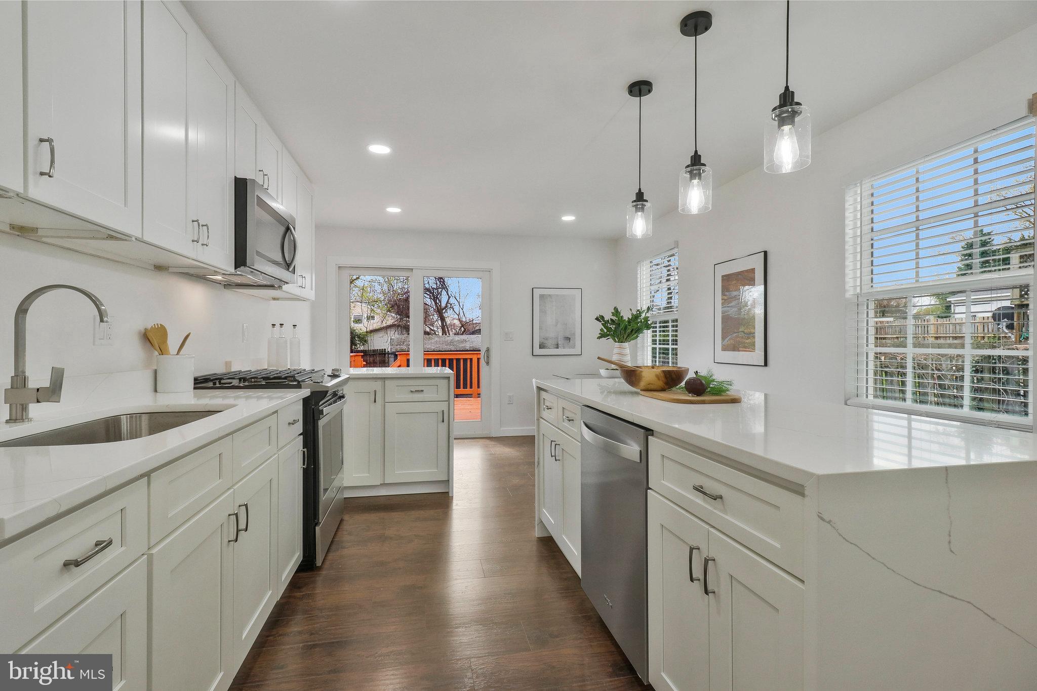 VIERS MILL VILLAGE - Residential