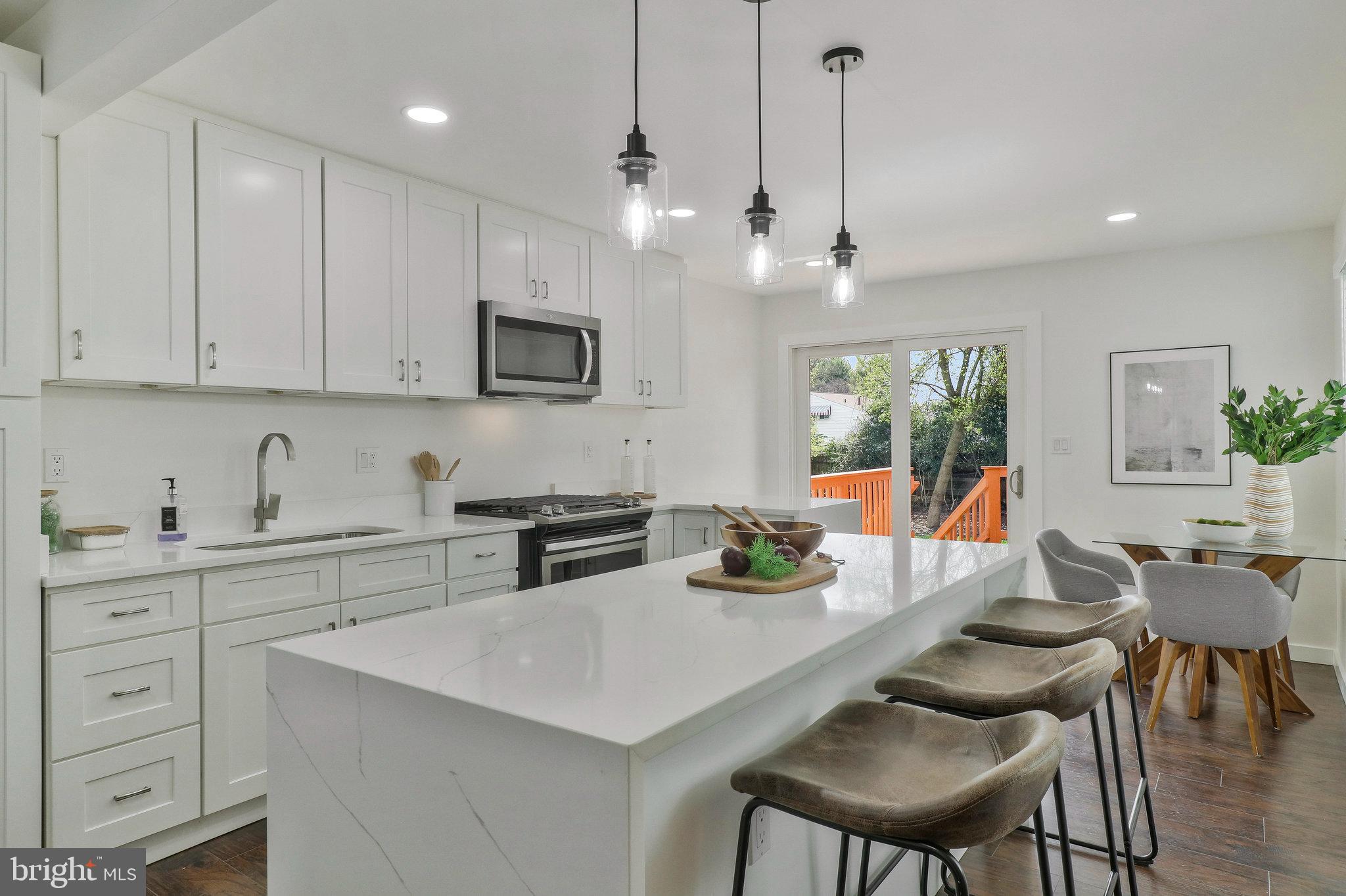 VIERS MILL VILLAGE - Residential