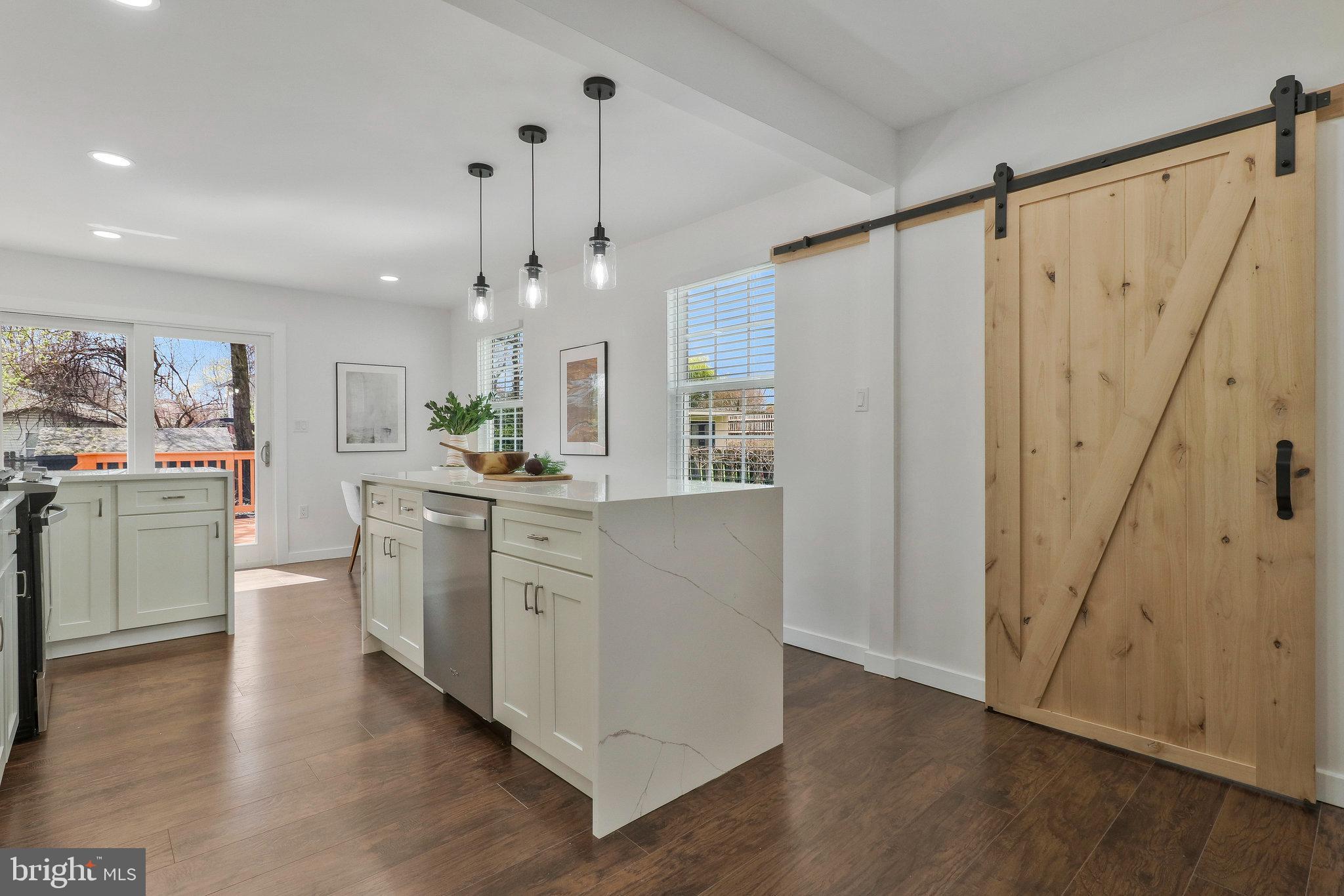 VIERS MILL VILLAGE - Residential