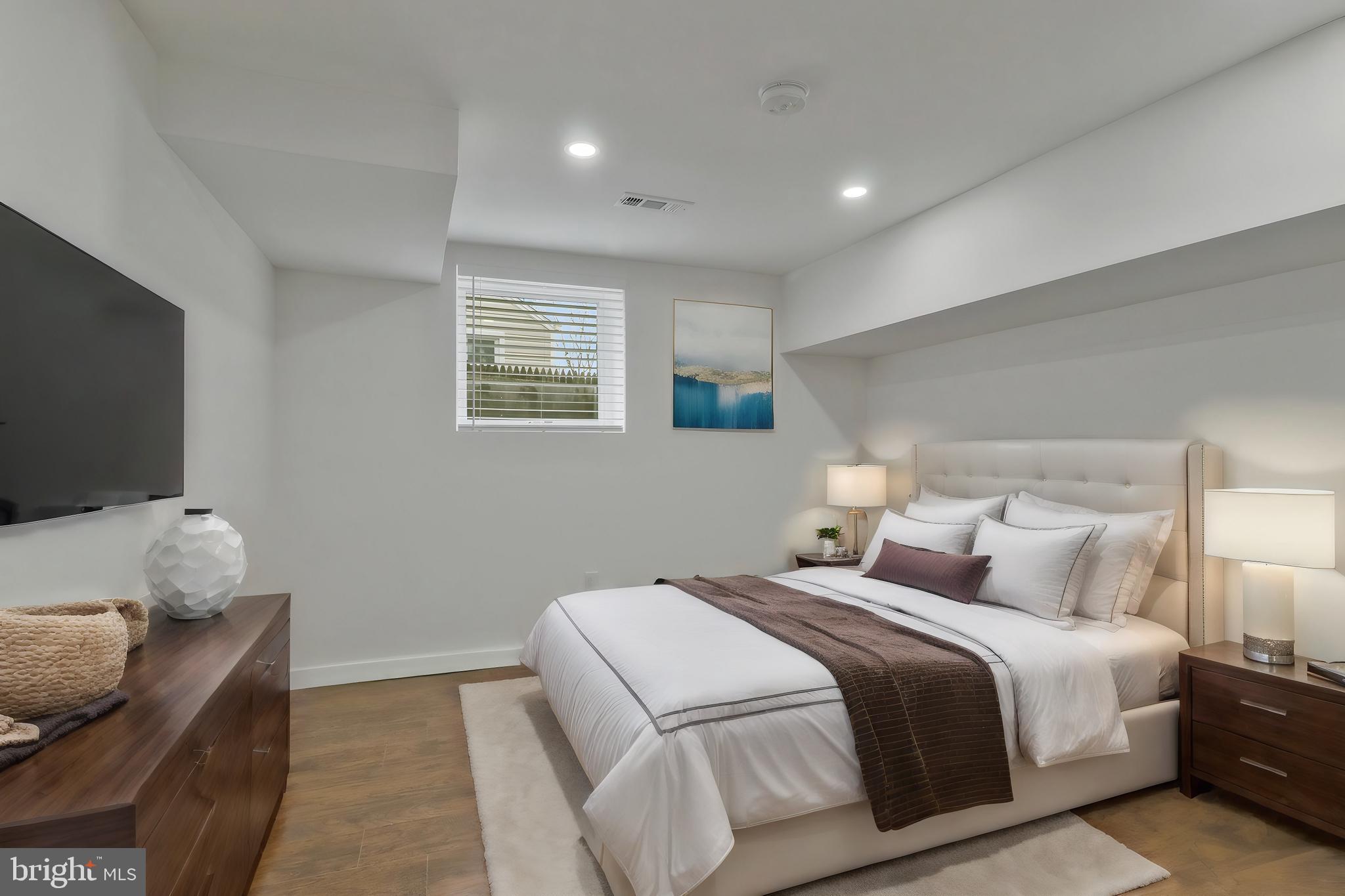 VIERS MILL VILLAGE - Residential