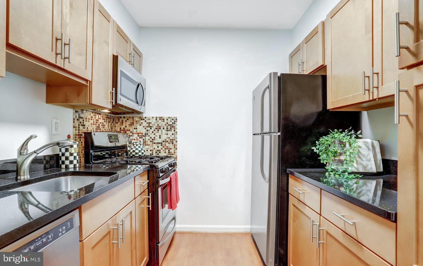 BURKE COVE - Residential Lease