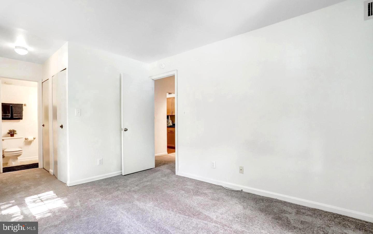 BURKE COVE - Residential Lease