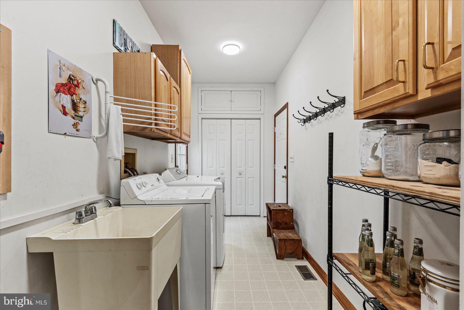 PEPPERMILL ESTATES - Residential