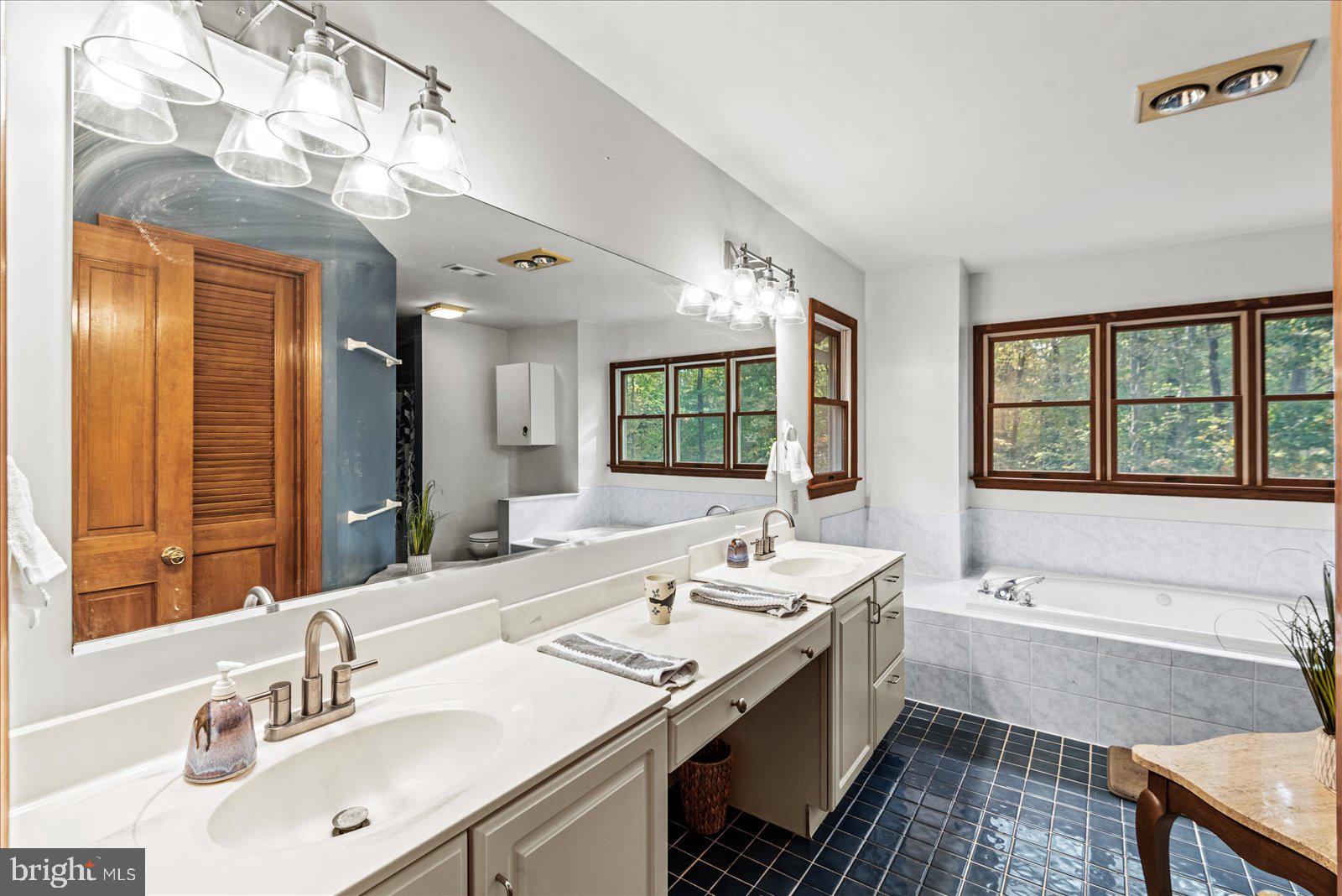 PEPPERMILL ESTATES - Residential