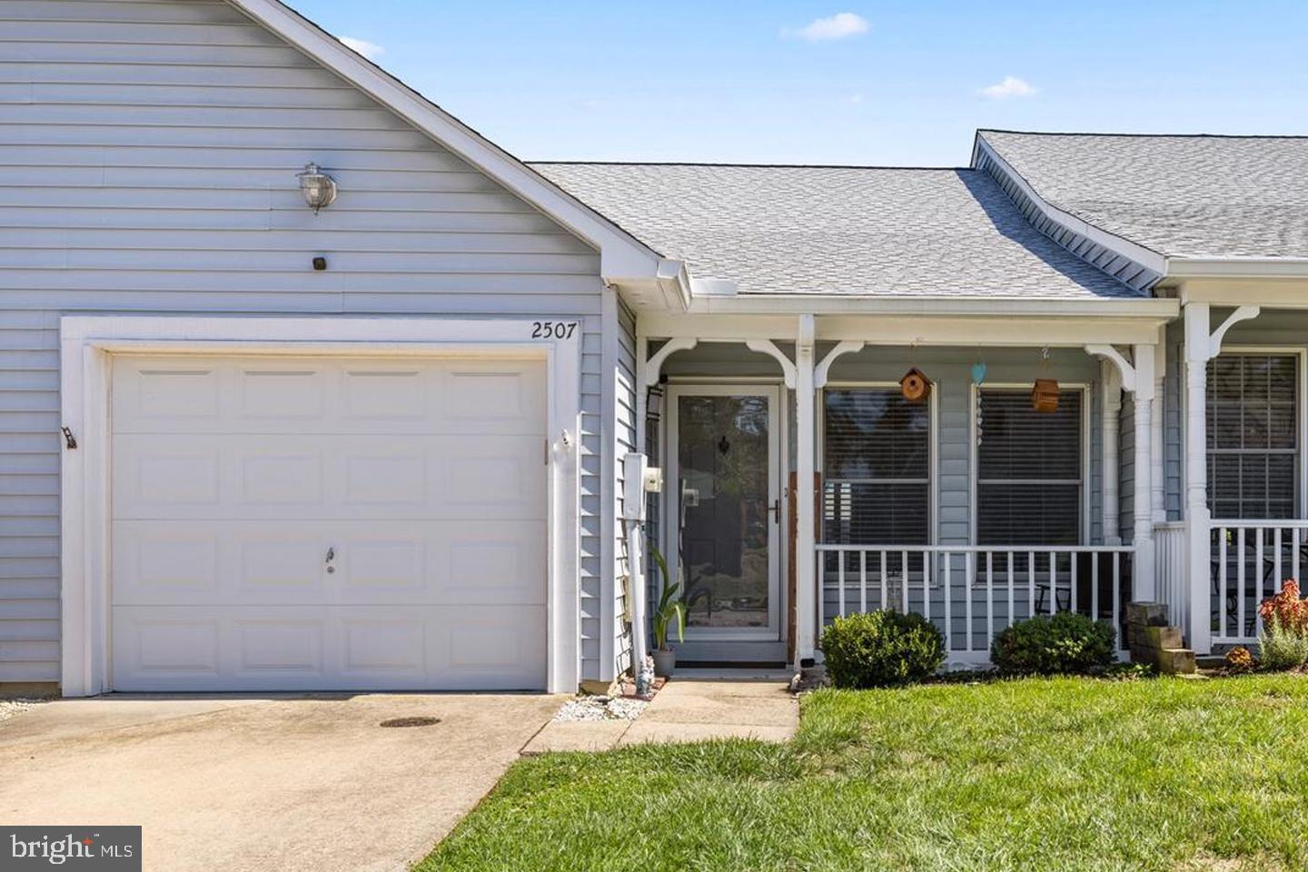 HERITAGE HARBOUR - Residential Lease