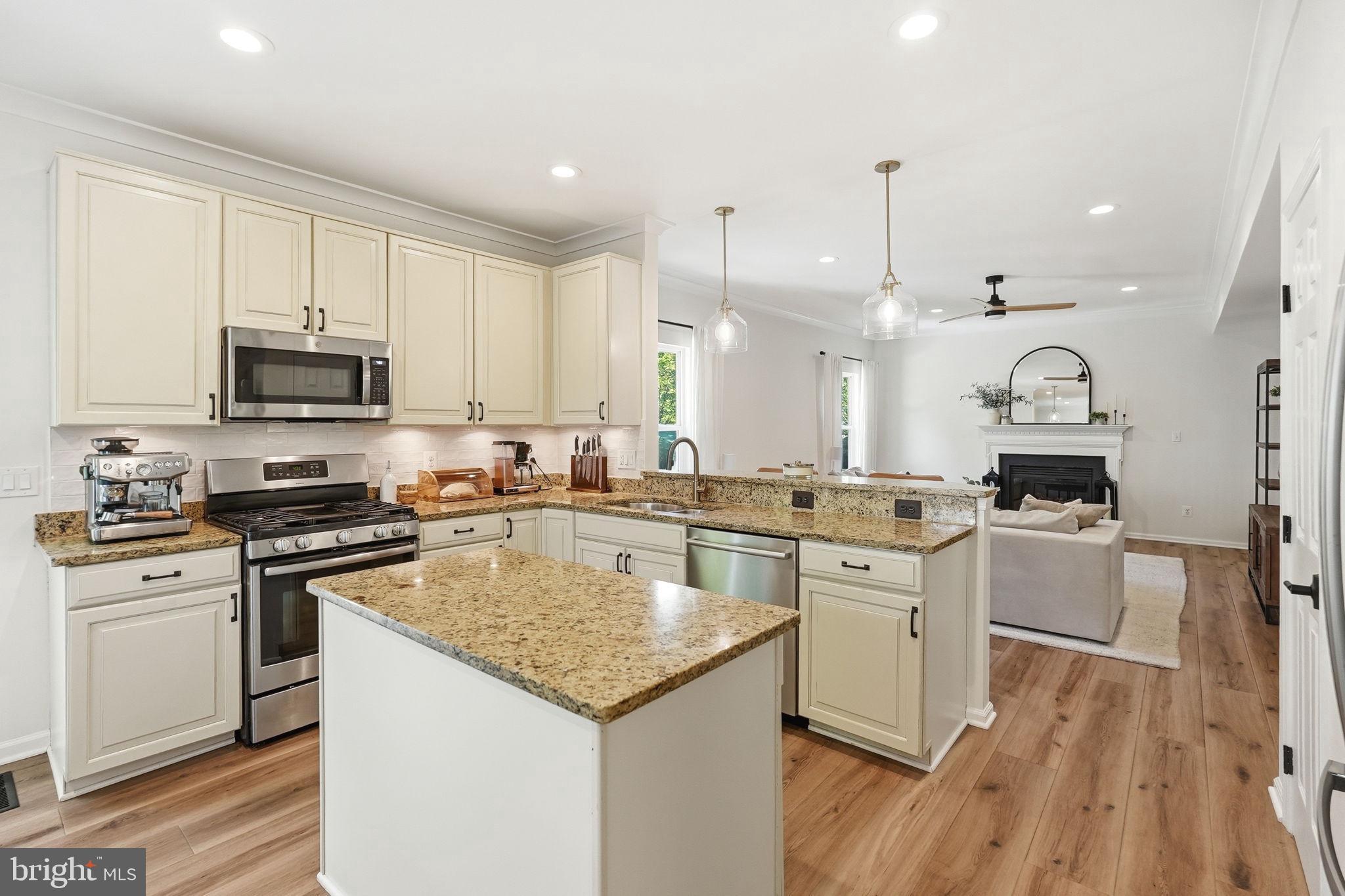 BOLT PROPERTY - Residential