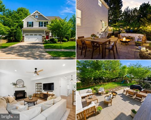 Photo of 9467 Merrimont Trace Circle, BRISTOW, VA 20136 (MLS # VAPW2120048)