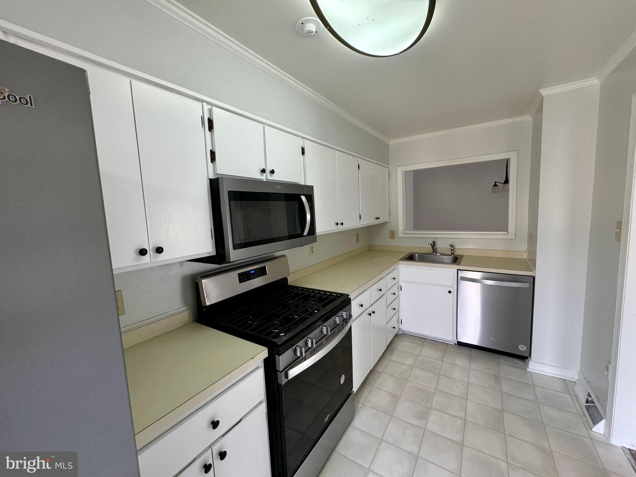 OLDE TOWNE - Residential Lease