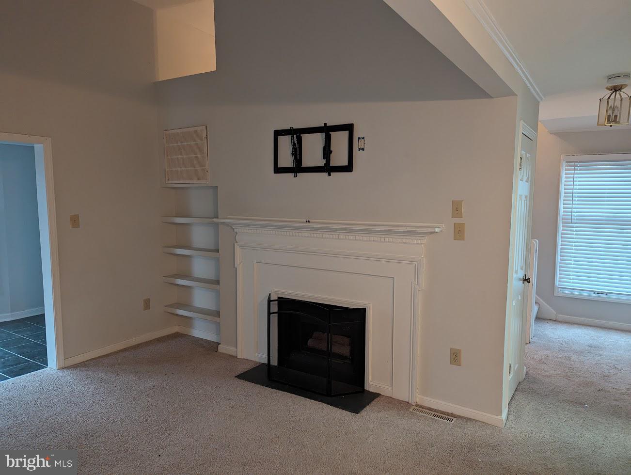 OLDE TOWNE - Residential Lease