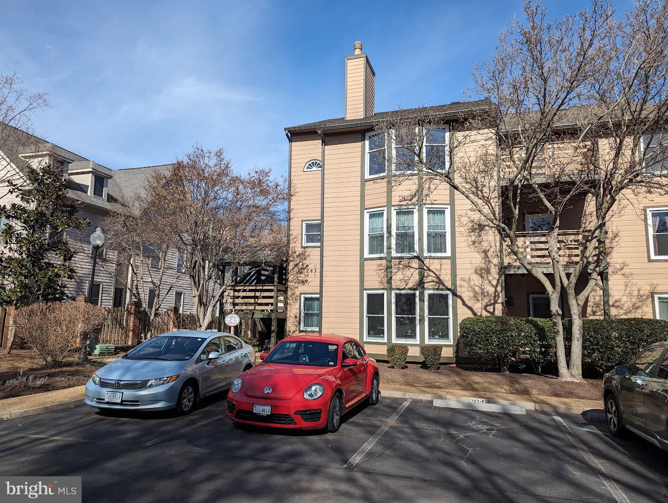 OLDE TOWNE - Residential Lease