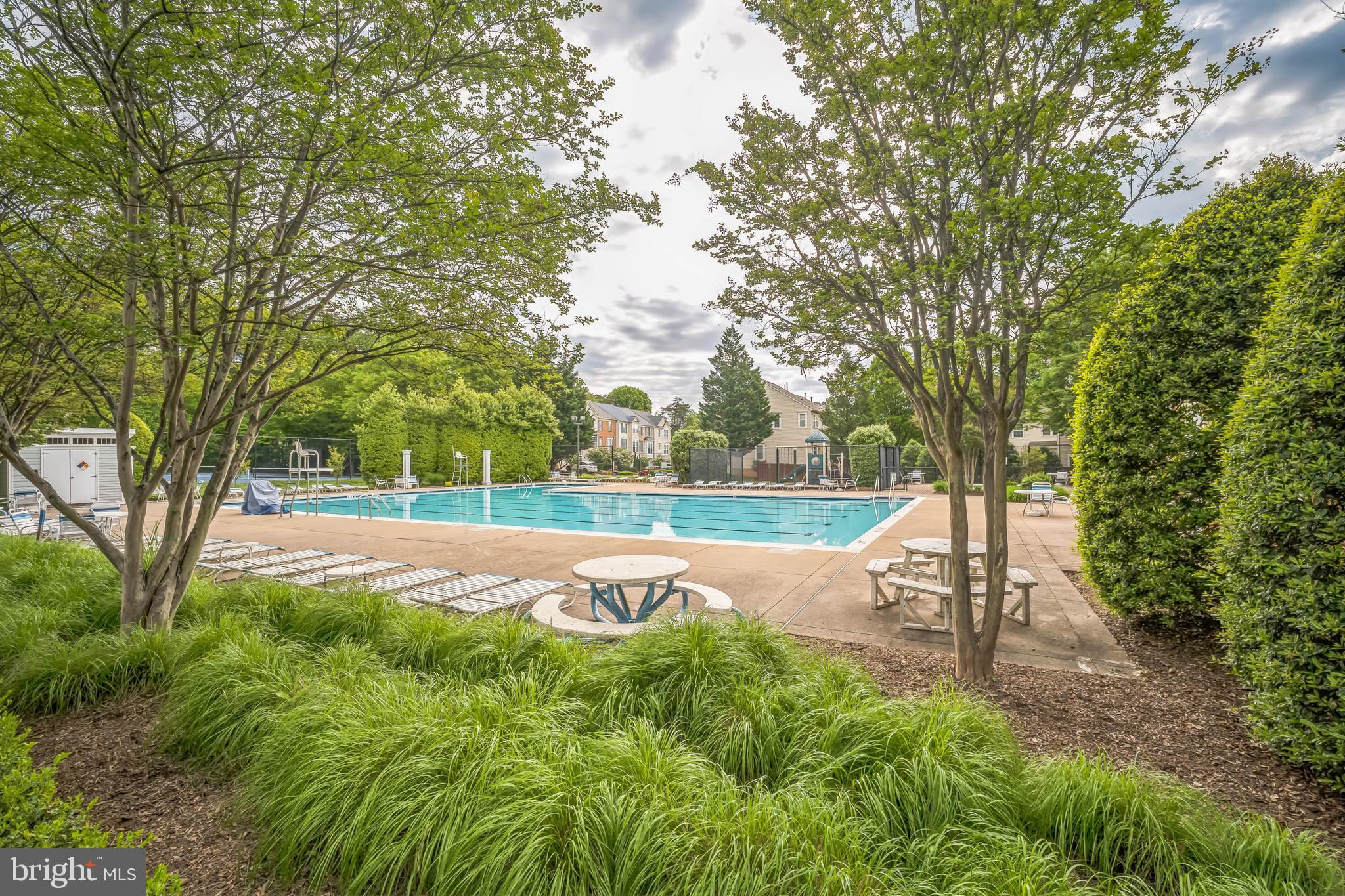 LONDON TOWN WEST - Residential Lease