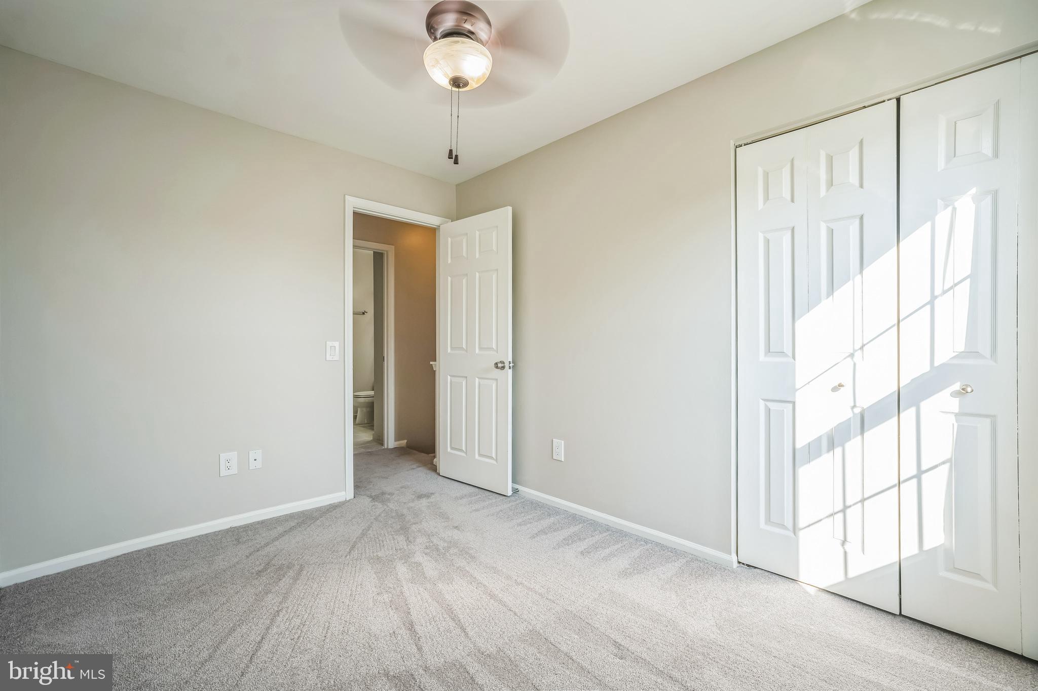 LONDON TOWN WEST - Residential Lease