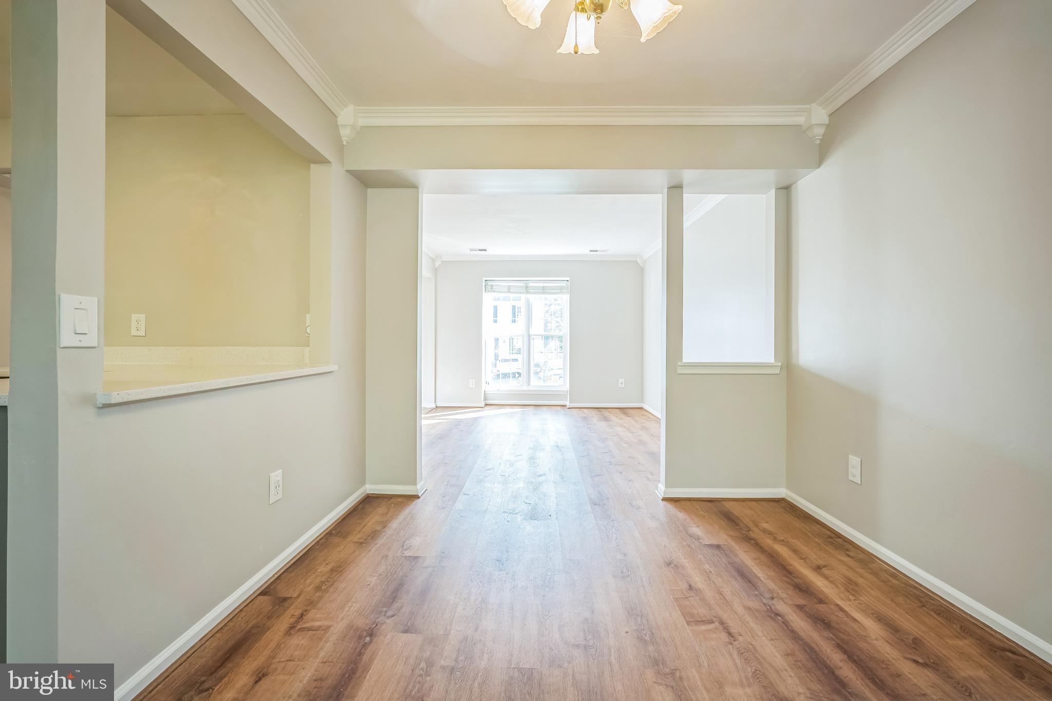 LONDON TOWN WEST - Residential Lease