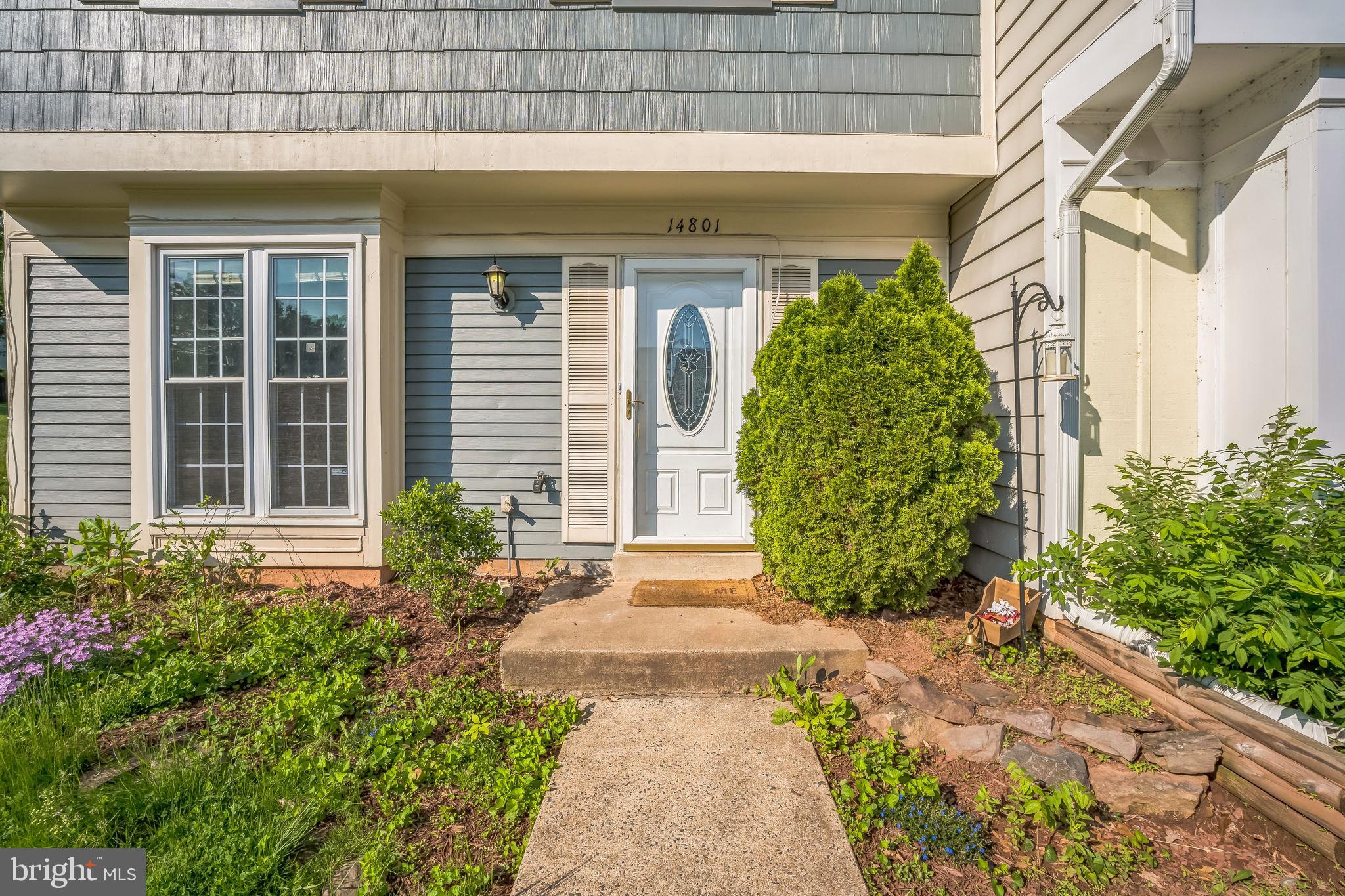 LONDON TOWN WEST - Residential Lease